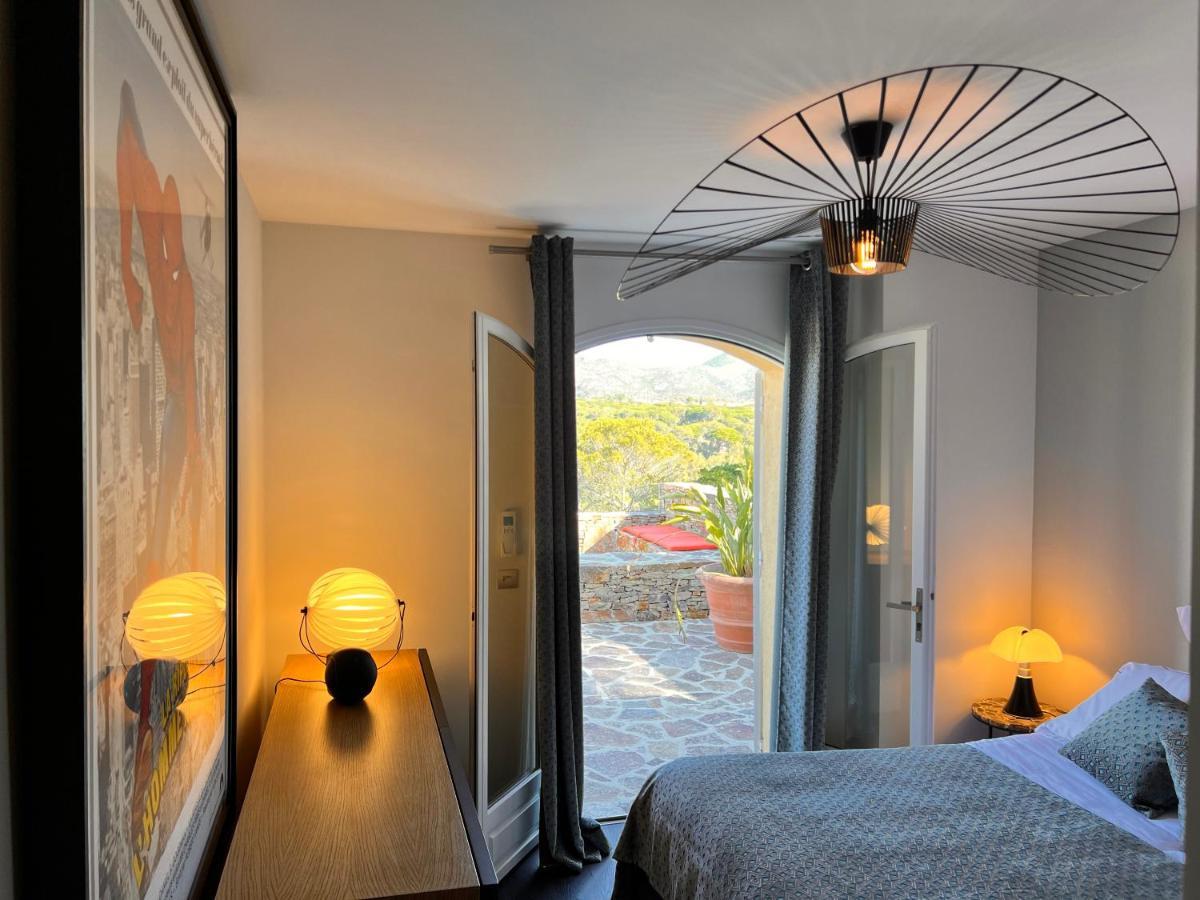 Villa Familiale Avec Vue Imprenable Saint-Raphaël Exterior foto
