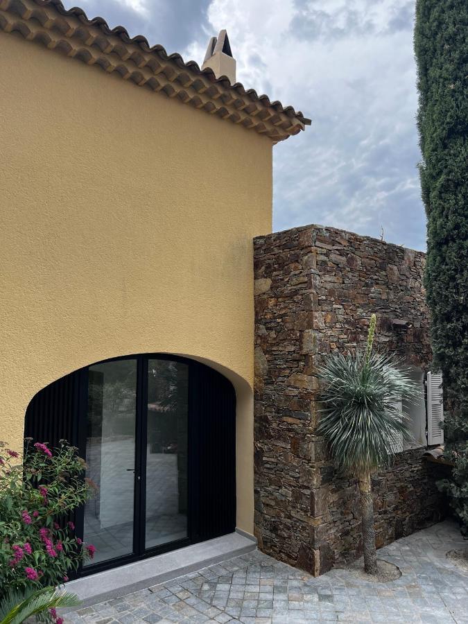 Villa Familiale Avec Vue Imprenable Saint-Raphaël Exterior foto