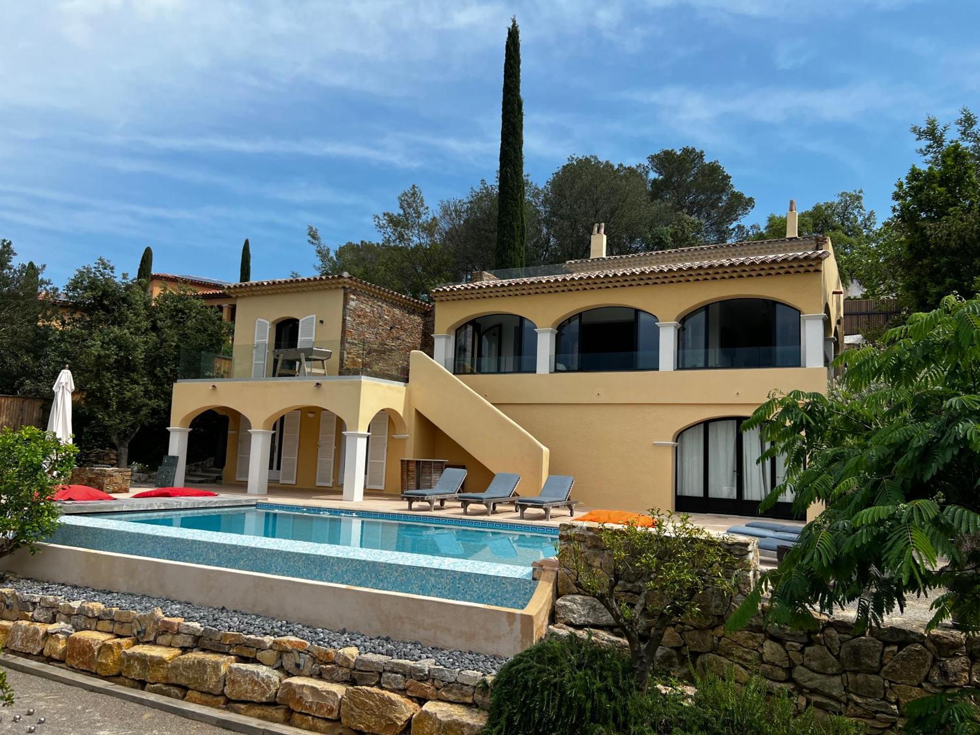 Villa Familiale Avec Vue Imprenable Saint-Raphaël Exterior foto