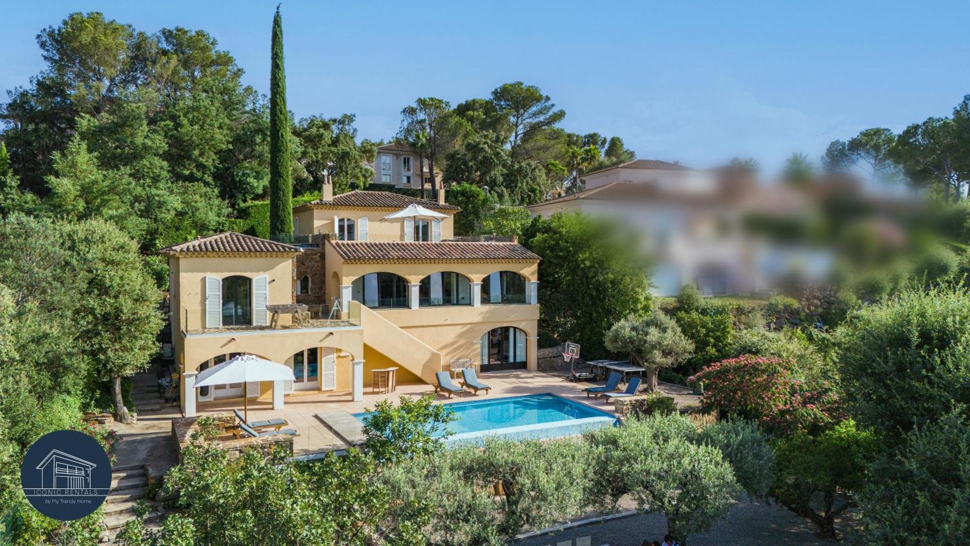 Villa Familiale Avec Vue Imprenable Saint-Raphaël Exterior foto