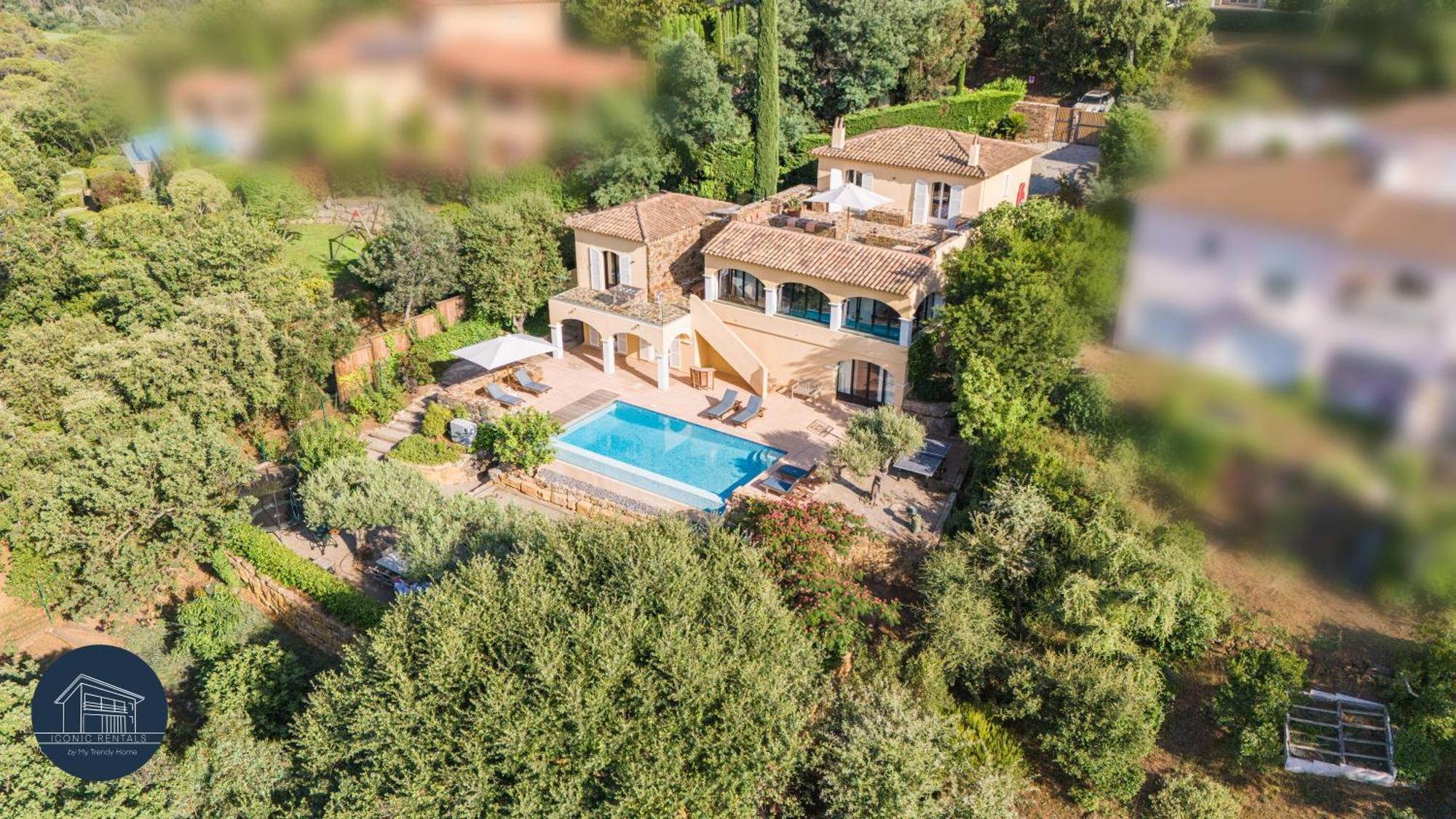 Villa Familiale Avec Vue Imprenable Saint-Raphaël Exterior foto